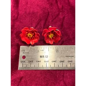 Vintage red flower yellow center clip earrings